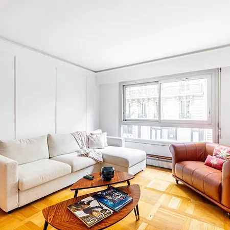 Guestready - Moderne Pres De L'arc De Triomphe Paris
