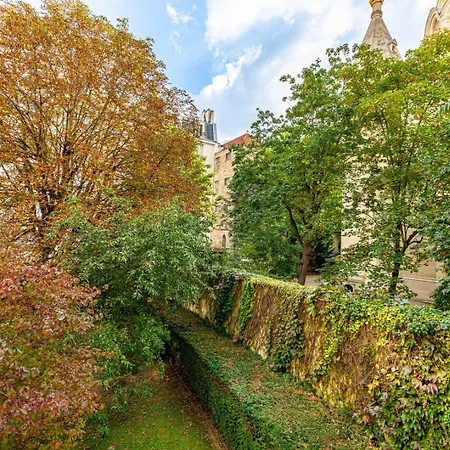 Guestready - Moderne Pres De L'arc De Triomphe * Paris
