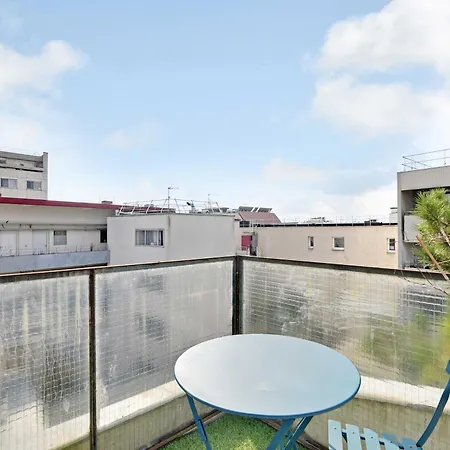 Somptuous Terrace-2br-6pcenter Of