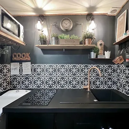 In 15 Ideal For 4 People Apartment *
