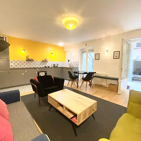 Tres Calme Sur Cour - Cardinet Apartment Paris