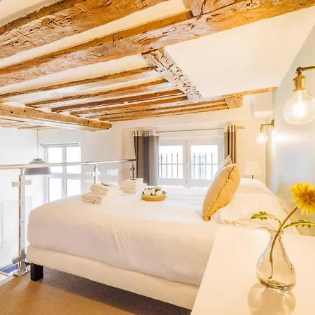 Quiet 1br-4p - Quartier Du Mail Apartment *