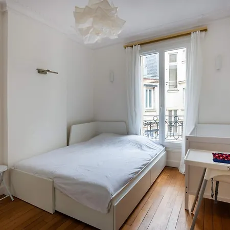 Apartment Captivating 2bd Flat Jules Joffrin Mairie Du 18