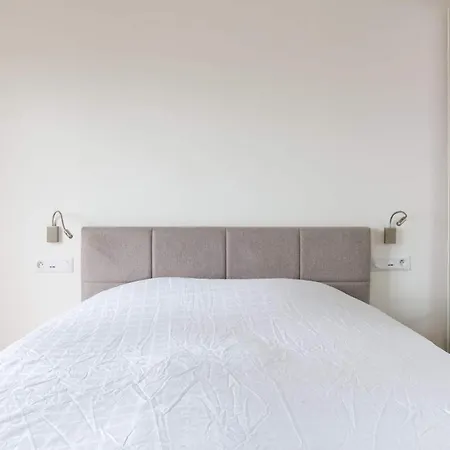 Apartment Captivating 2bd Flat Jules Joffrin Mairie Du 18 Paris