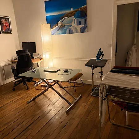 Place In Проживание в семье