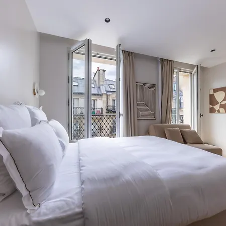 Hotel apartamentowy Quartier Libre Marais 4*