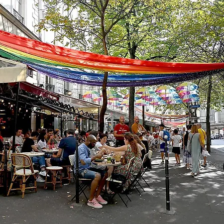 Picasso, Rue Debelleyme 4 Places Apartment Paris
