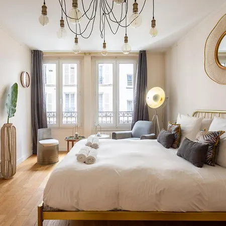 Apartment The Charming Rue Cler Paris