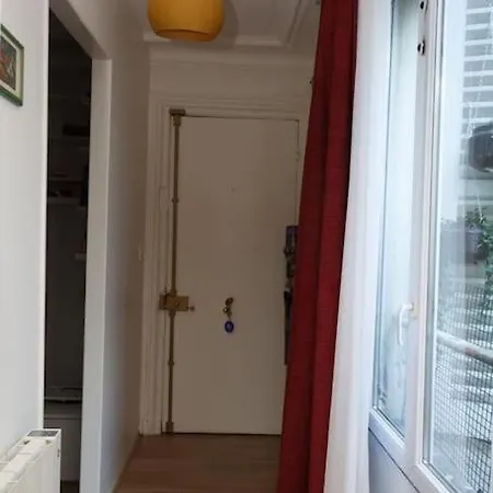 Cosy Flat 30m2 Centre Париж