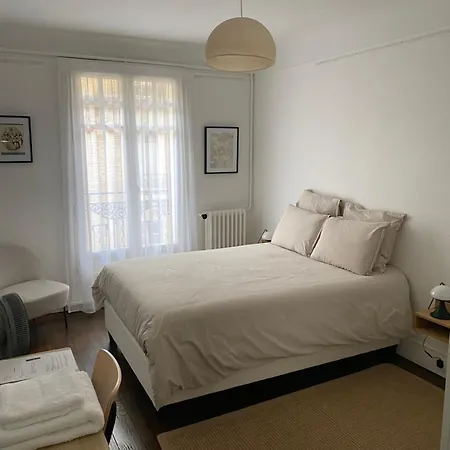 Nocleg ze śniadaniem Maison Auguste *