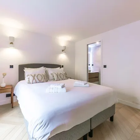 Brand New 3 Bedrooms Facing Madeleine/st Honore Apartment