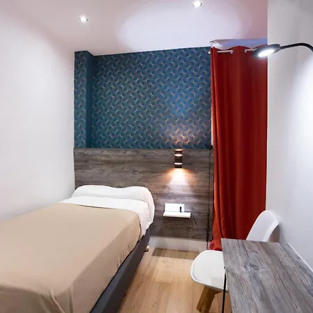 Hotel Leonard De Vinci I