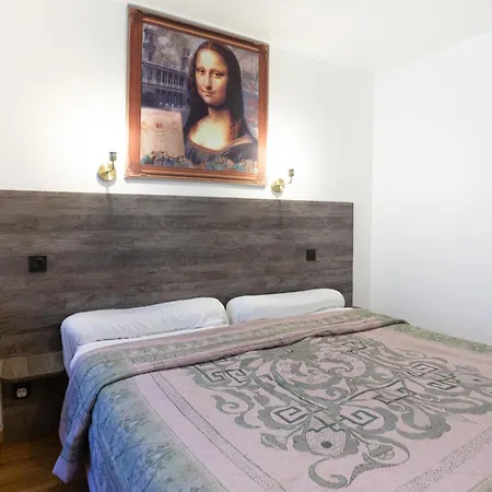 Hotel Leonard De Vinci I 2*