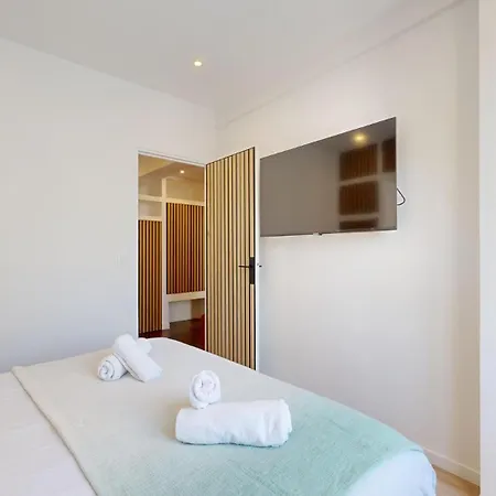Проживание в семье Bluestay 193 - Superb In Париж
