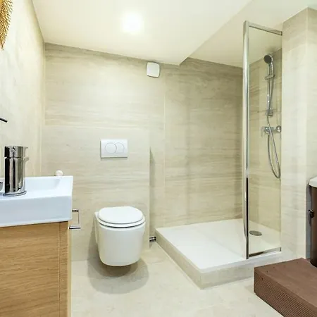 Apartment Avec Jacuzzi A Proximite Des Champs-elysees *
