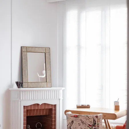Veeve - Peaceful Gallery Parijs