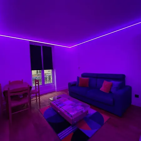 18 Montmartre Apartment