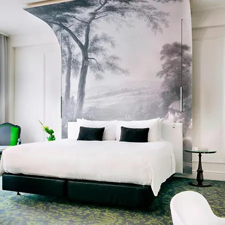 Hotel Renaissance Nobel Tour Eiffel 4*