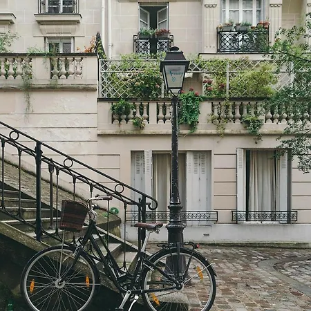 Charming 1br With Terrace Le Marais Center * Parigi