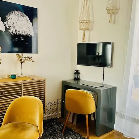 Apartment Beautiful Near Canal Saint-denis Paris
