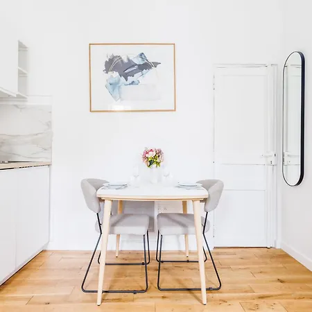 Apartment Cosy Etoile Friedland Paris