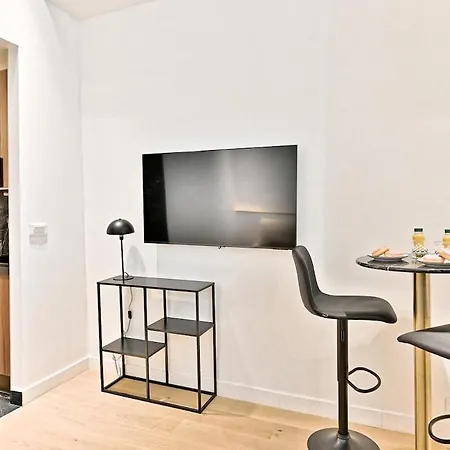 Chic In Paris- Iii Apartment *