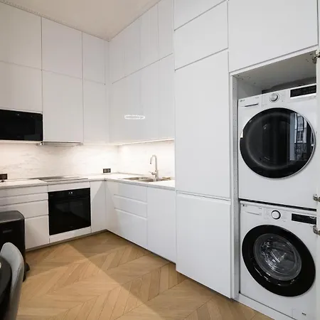 Neuf Et Luxueux Climatise A 17 아파트 *