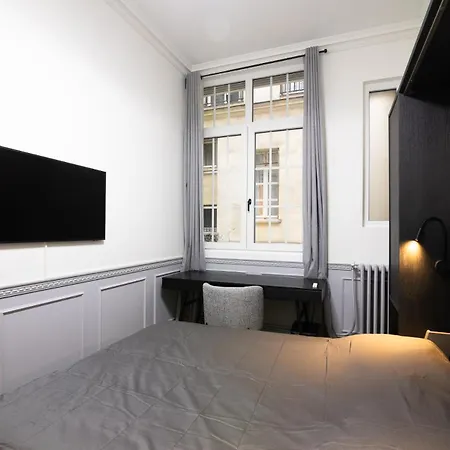 Neuf Et Luxueux Climatise A 17 아파트 *