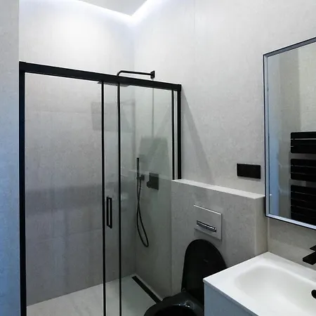 아파트 Neuf Et Luxueux Climatise A 17 *