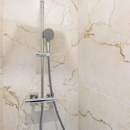 Guestready - Stylish Escape Near Attractions Apartamento París