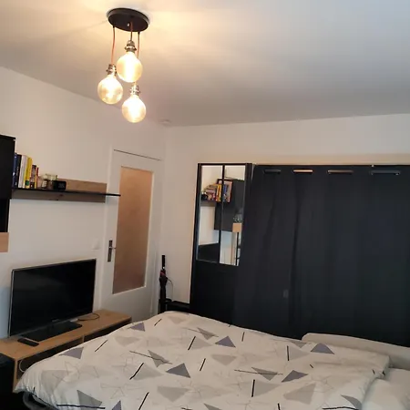 Cosy 21m2 Renove 75019 * Париж
