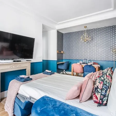 V3 Vibrant Luxurious Steps From Trocadero Apartamento
