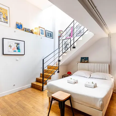 Appartement Guestready - Spacious Retreat Near Buttes-chaumont Parijs