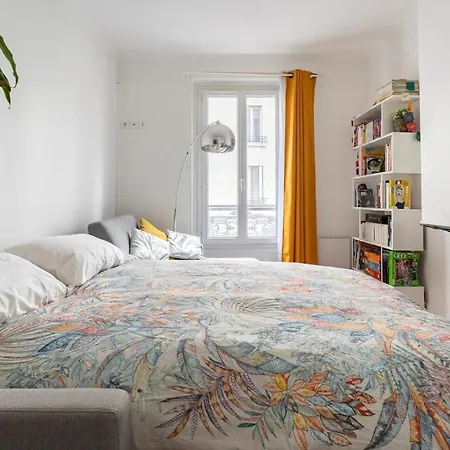 And Cozy Parisian *