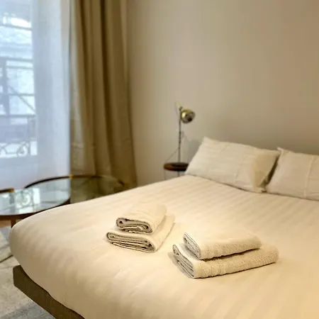 Appartement Saint-germain Prestige - Luxury Parisian Hideaway *