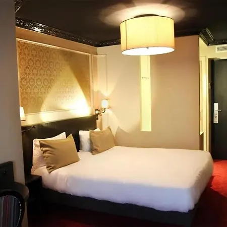 Le Montmartre Saint Pierre Hotel Paris