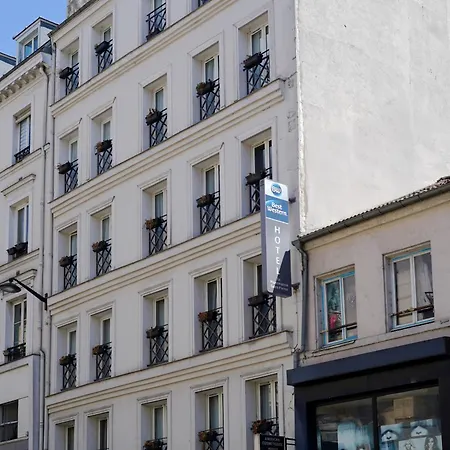 Le Montmartre Saint Pierre Paris