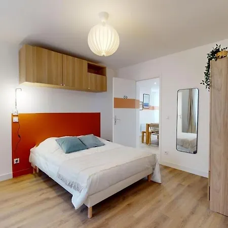 Charming Parisian - Canal Saint-martin Apartment