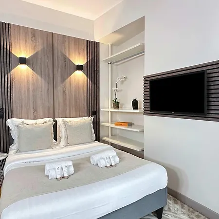 Spacious In Saint-germain-des-pres Париж