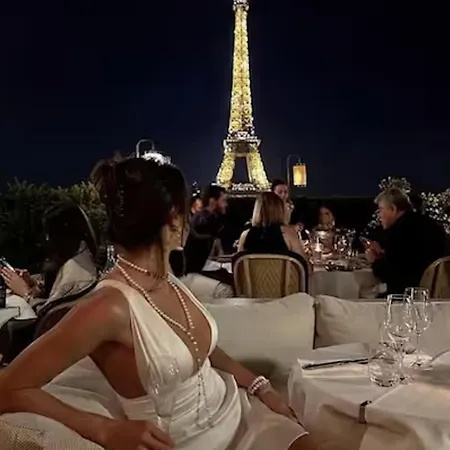 Luxury With A View Of The Eiffel Tower