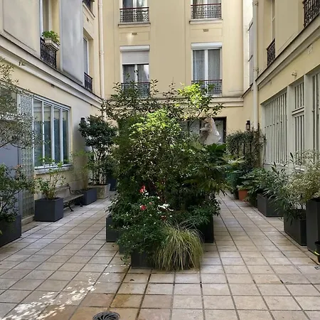 Bright In The Heart Of Le Marais Apartment Paris