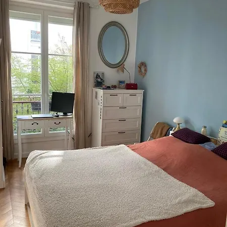 Bright In The Heart Of Le Marais Apartment Paris