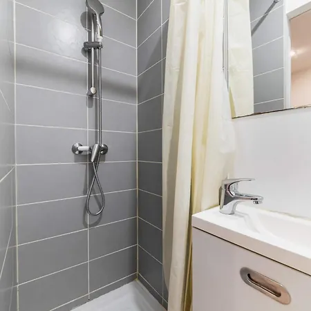 Fonctionnel Hopital Bichat - 18 - 2p Appartement *