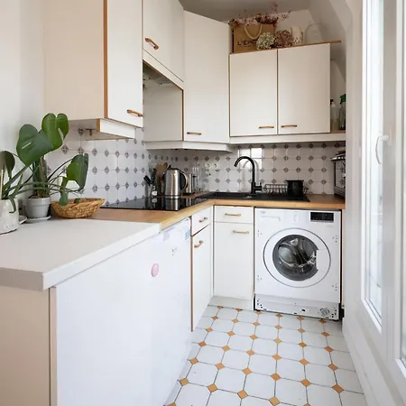 Candie - Welkeys * Paris