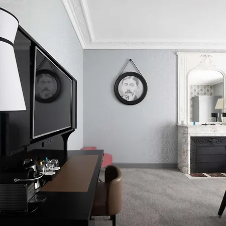 Hotel Maison Astor Paris, Curio Collection By Hilton Parigi