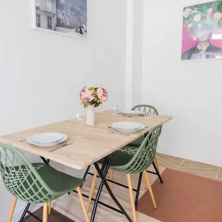 Charming Near Gare De L'est Apartman *