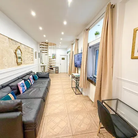 Urban Flat 74 - Disneyland In
