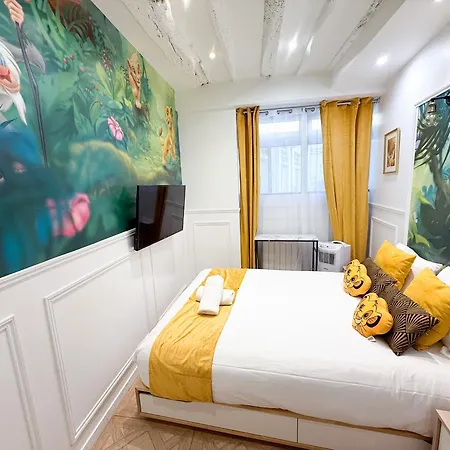 Urban Flat 74 - Disneyland In