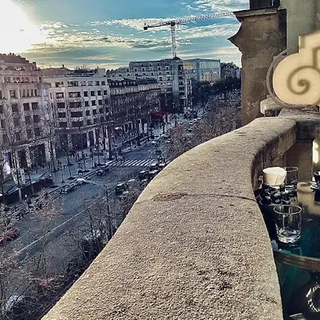 Balcony-champs Elysees *