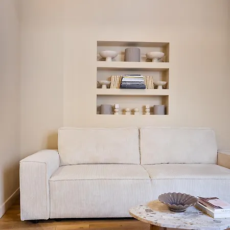 Apartment Lumineux Marais 2